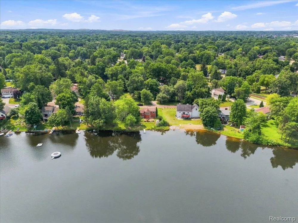 1255 Paul Boulevard Orion Charter Township, MI 48362