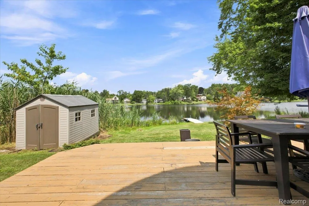 1255 Paul Boulevard Orion Charter Township, MI 48362