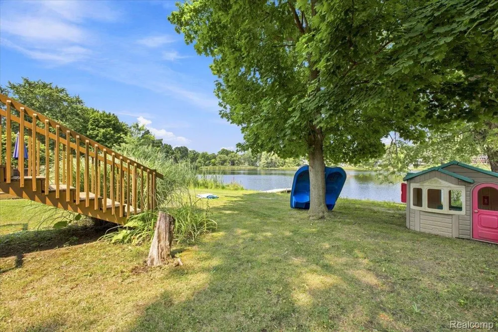 1255 Paul Boulevard Orion Charter Township, MI 48362