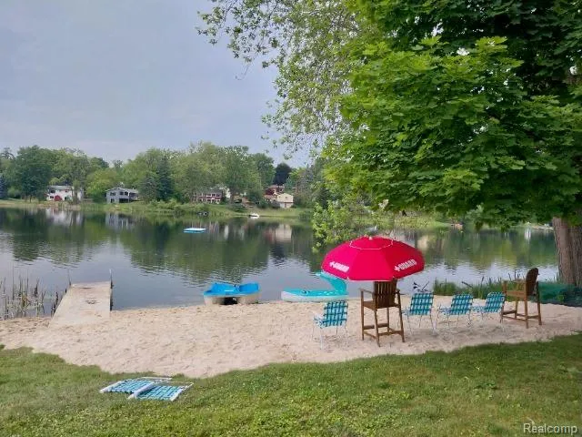 1255 Paul Boulevard Orion Charter Township, MI 48362
