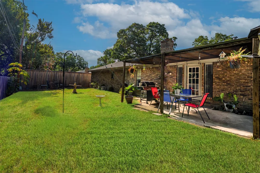 5903 Pleasant Wood Trail Arlington, TX 76016