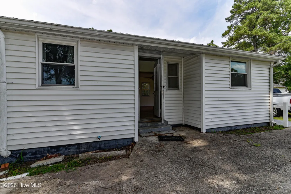 109 Revelle Park Lane Murfreesboro, NC 27855