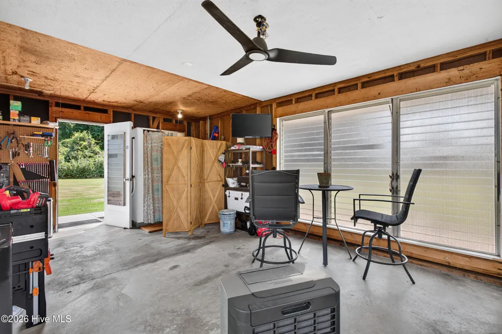 112 Barbara Avenue Midway Park, NC 28544