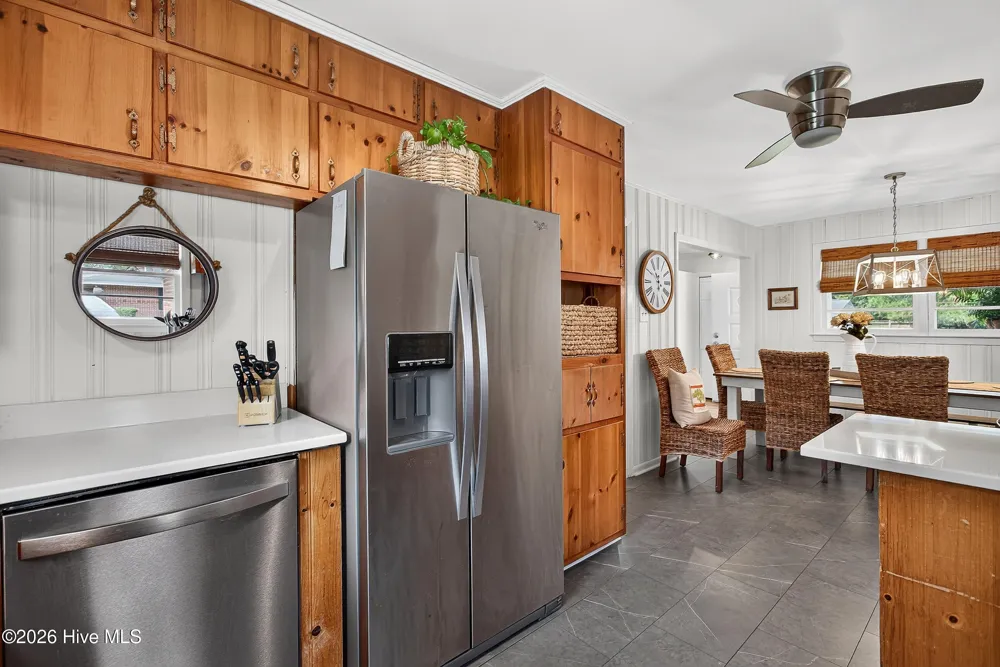 112 Barbara Avenue Midway Park, NC 28544