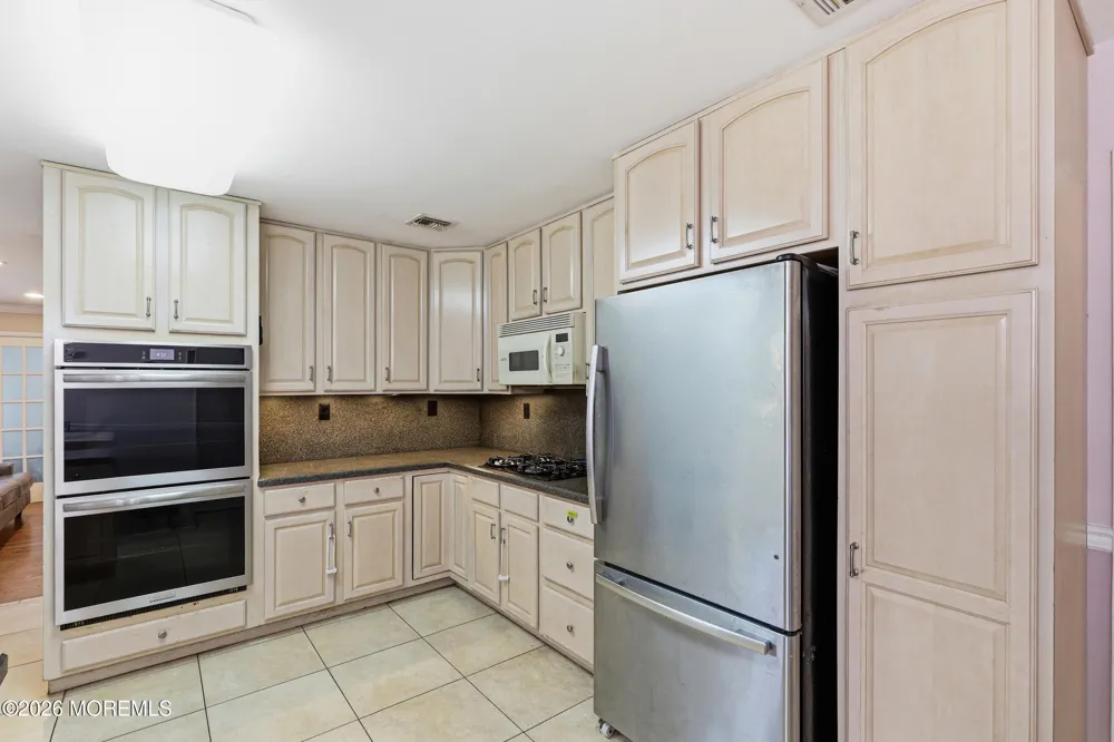 1433 14th Street Lakewood, NJ 08701