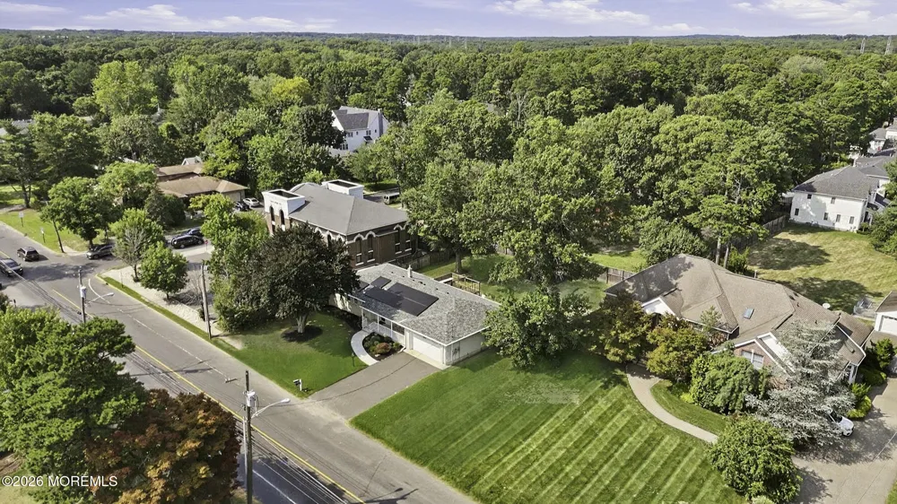 1433 14th Street Lakewood, NJ 08701