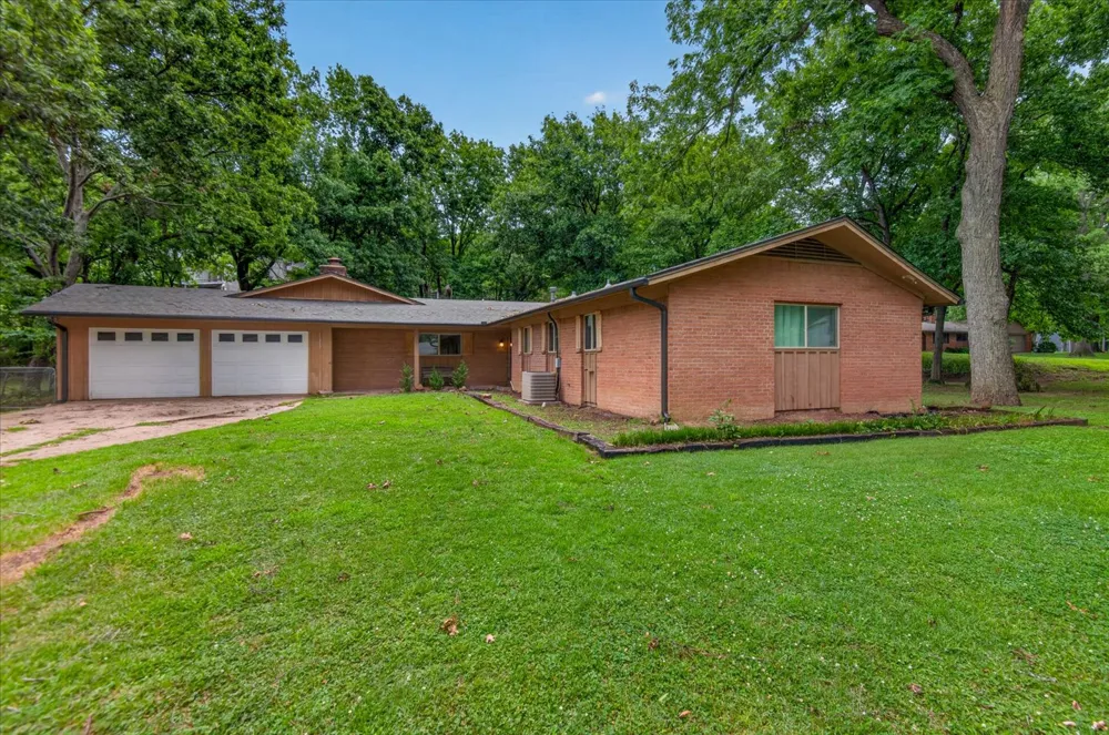 1312 Brookside Parkway Bartlesville, OK 74006