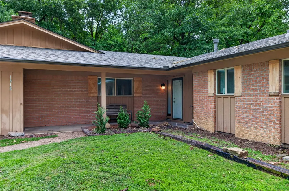 1312 Brookside Parkway Bartlesville, OK 74006