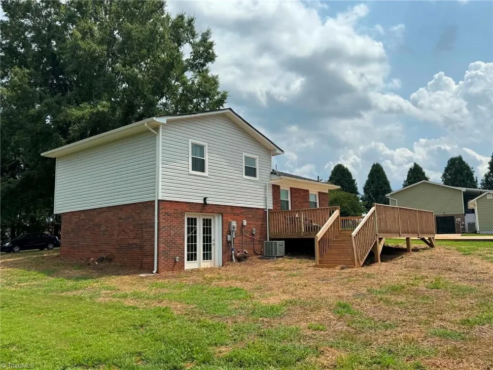 115 Robert Drive State Road, NC 28676