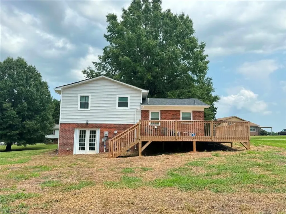 115 Robert Drive State Road, NC 28676