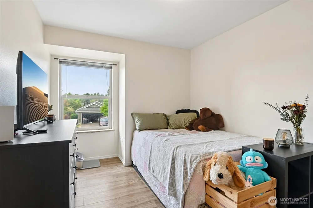 508 Eldredge Avenue NW Orting, WA 98360