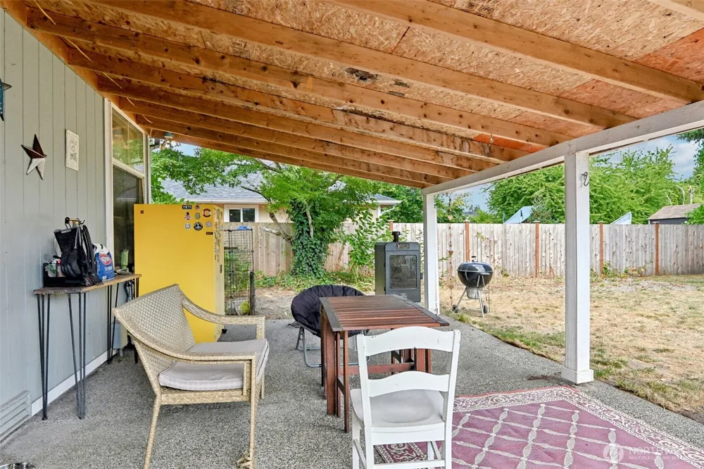 508 Eldredge Avenue NW Orting, WA 98360