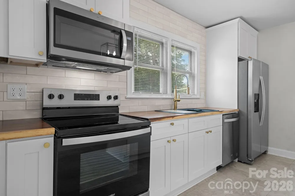 12 Ruth Avenue Newton, NC 28658