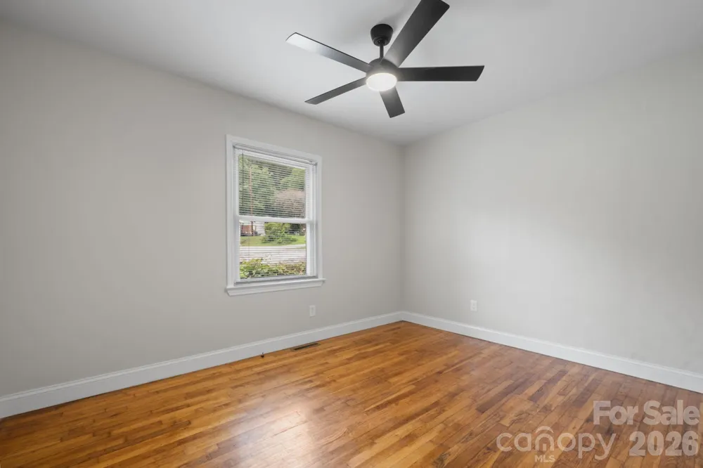 12 Ruth Avenue Newton, NC 28658