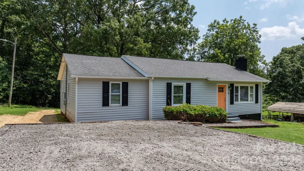 12 Ruth Avenue Newton, NC 28658