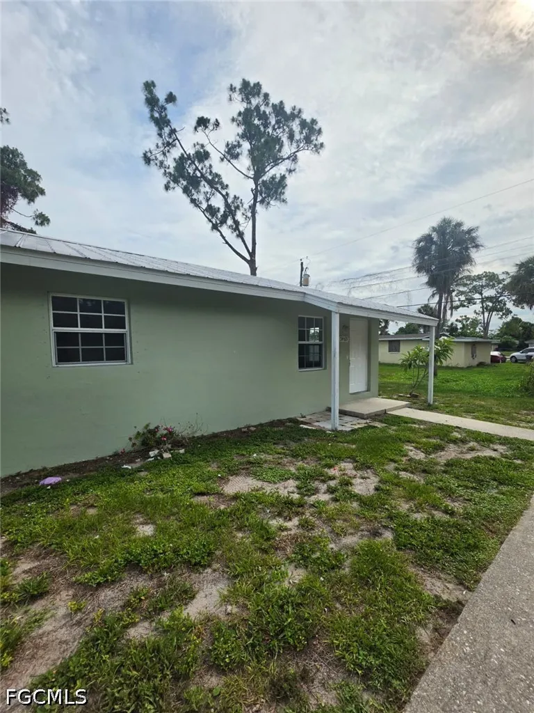 Sago Avenue Fort Myers, FL 33907