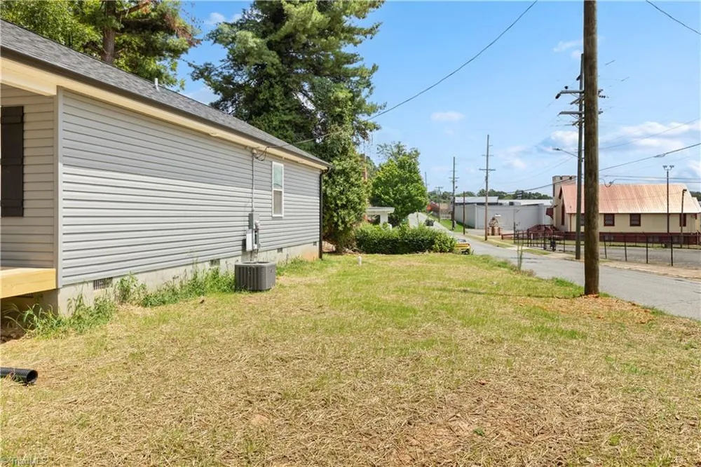 45 Mill Street Lexington, NC 27295
