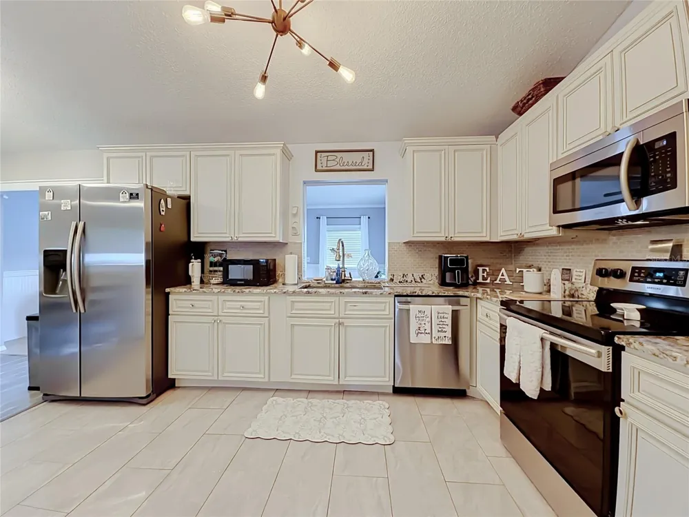 218 GLENRIDGE LOOP Lakeland, FL 33809