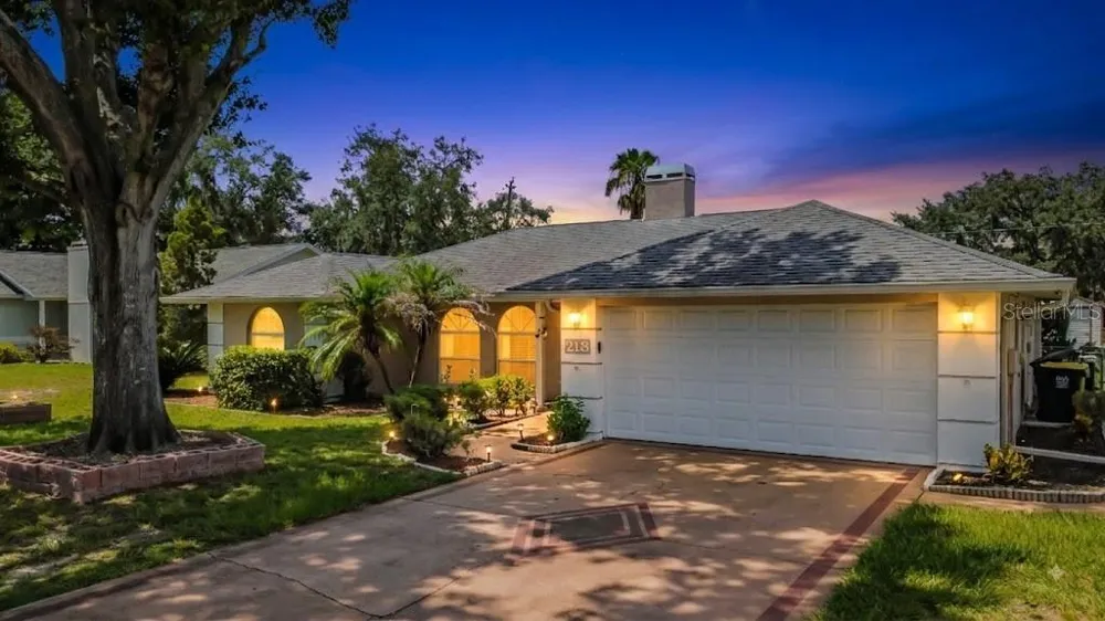 218 GLENRIDGE LOOP Lakeland, FL 33809