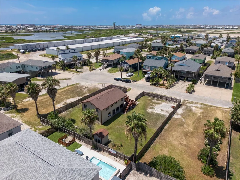 624 Sandpiper Circle Port Aransas, TX 78373