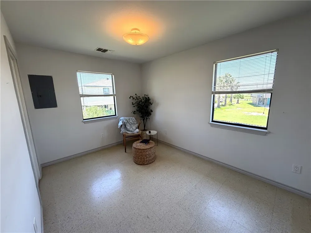 624 Sandpiper Circle Port Aransas, TX 78373