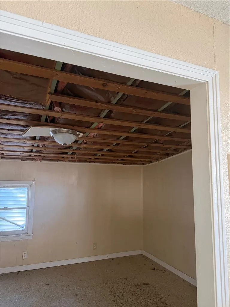 5725 Kimbrough Drive Corpus Christi, TX 78412