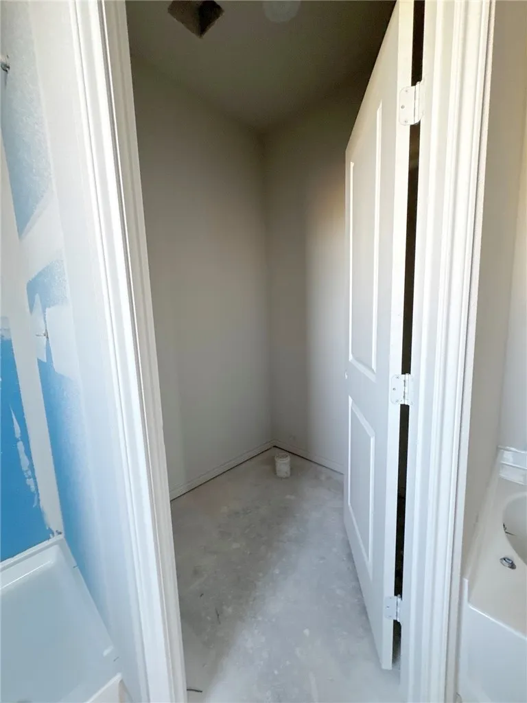 9101 Neesa Drive Corpus Christi, TX 78410