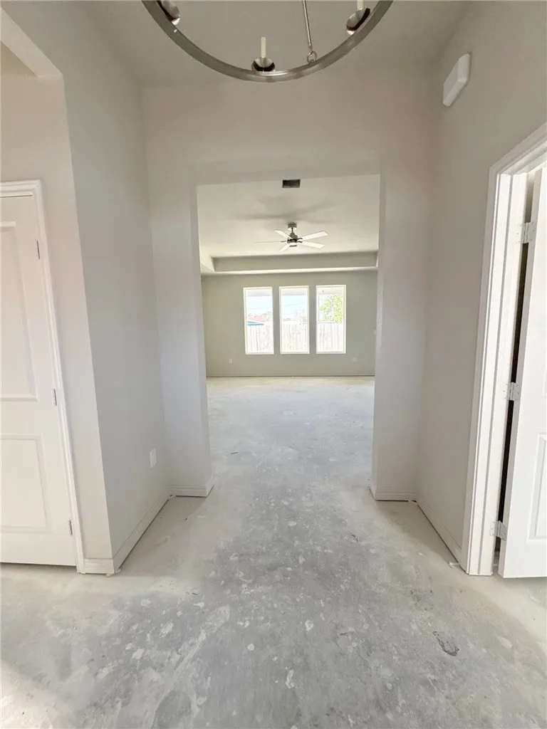 9101 Neesa Drive Corpus Christi, TX 78410
