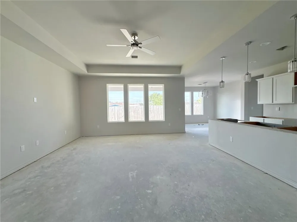 9101 Neesa Drive Corpus Christi, TX 78410