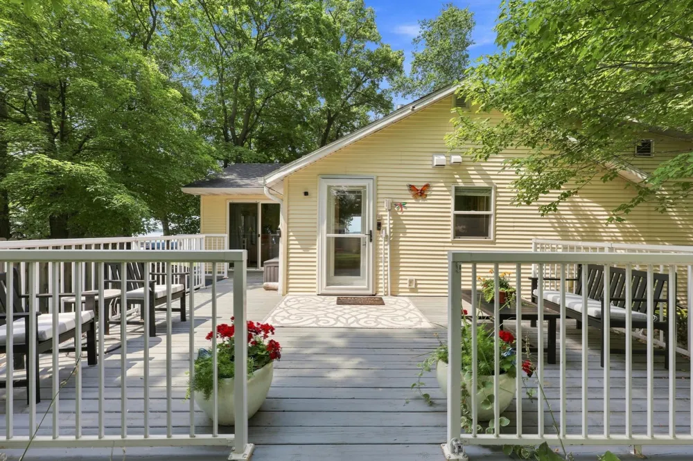 1244 E Shore Drive Detroit Lakes, MN 56501