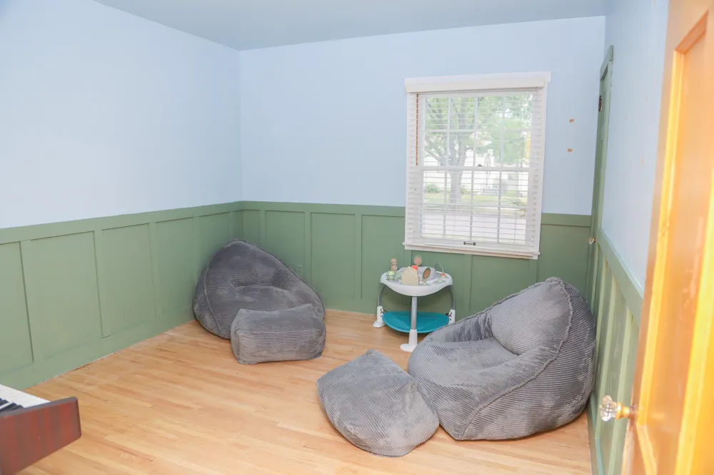 3658 Orchard Avenue Robbinsdale, MN 55422