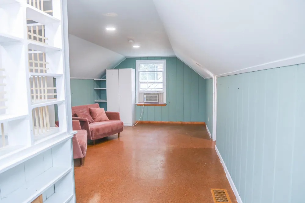 3658 Orchard Avenue Robbinsdale, MN 55422