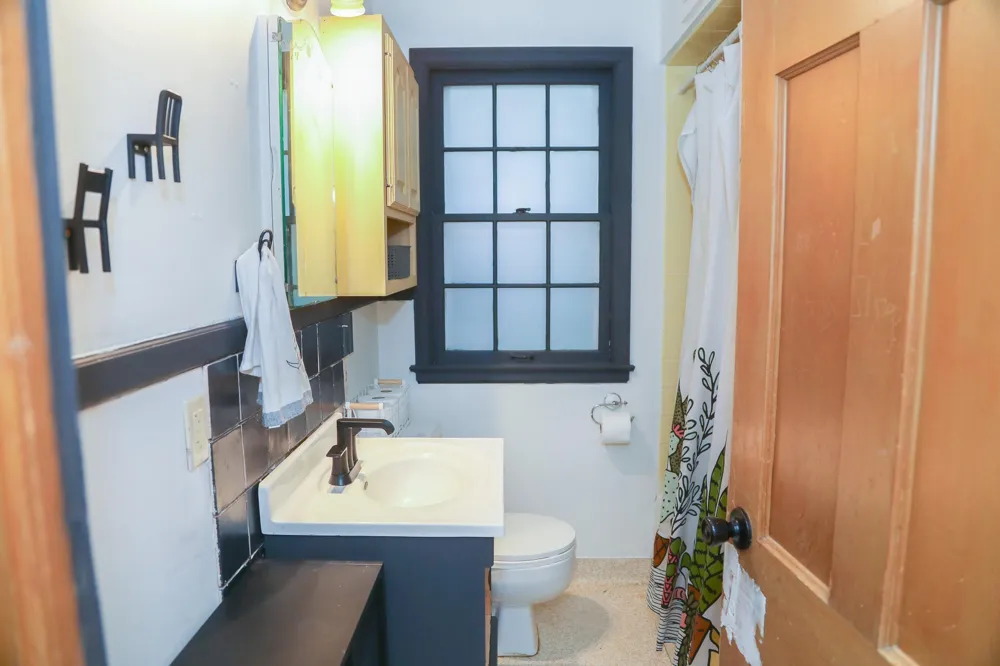 3658 Orchard Avenue Robbinsdale, MN 55422