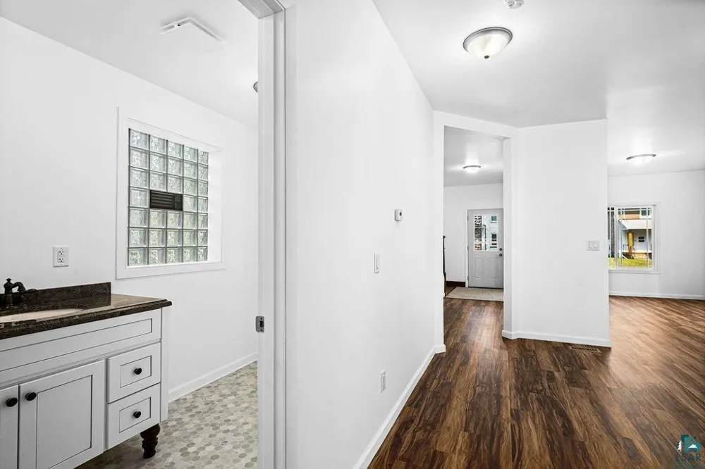 1033 85th Avenue W Duluth, MN 55808