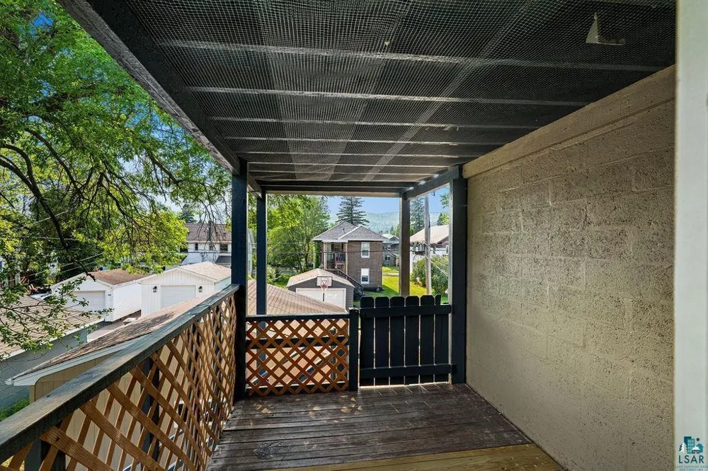 1033 85th Avenue W Duluth, MN 55808