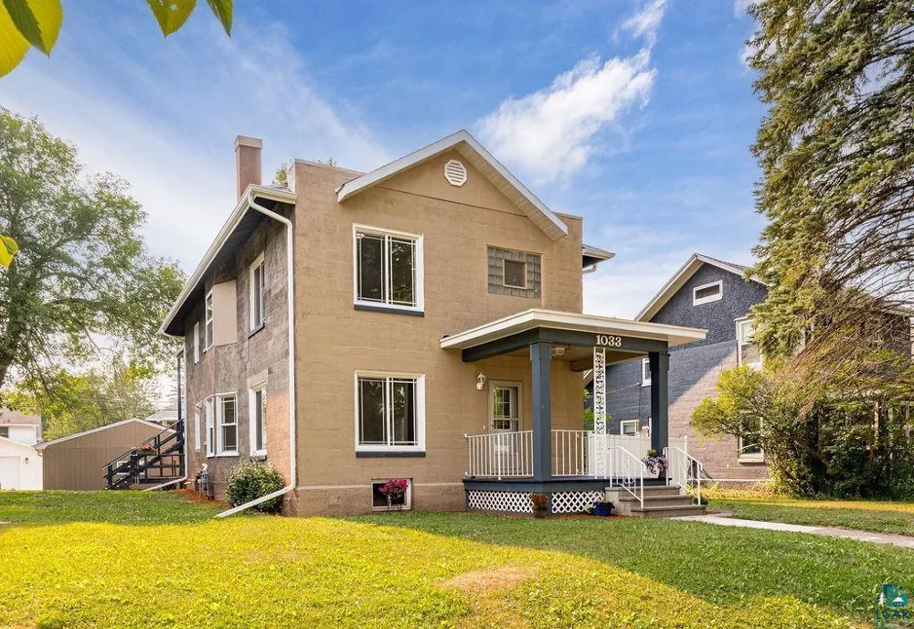 1033 85th Avenue W Duluth, MN 55808