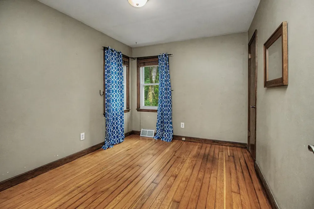 6140 Saint Croix Avenue Golden Valley, MN 55422