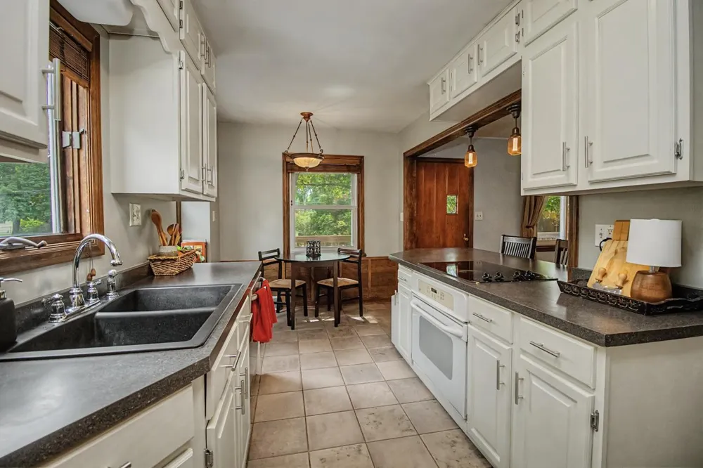 6140 Saint Croix Avenue Golden Valley, MN 55422