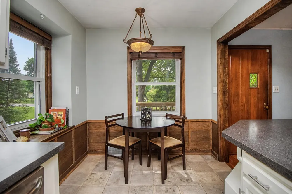 6140 Saint Croix Avenue Golden Valley, MN 55422
