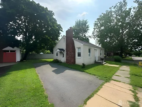 24 Seminary Avenue
