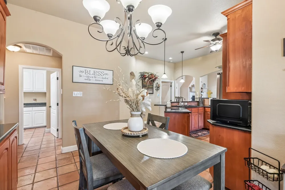 145 Mc Kay Lane Weatherford, TX 76088
