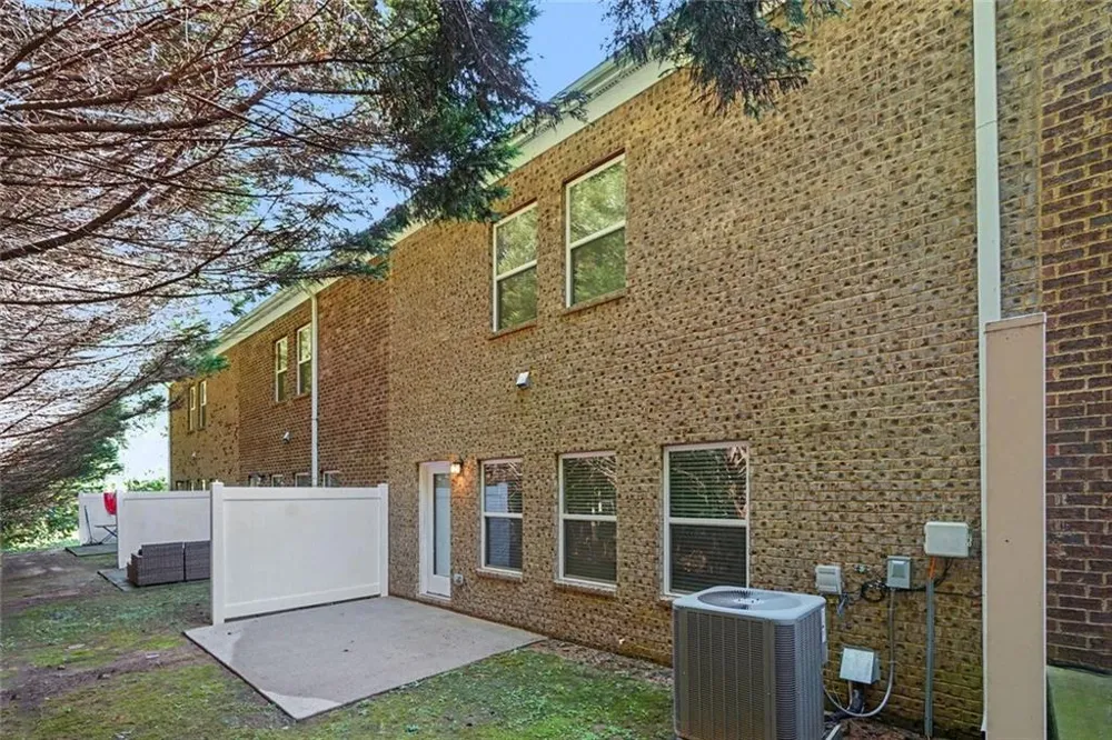 258 Britt Drive Lawrenceville, GA 30046