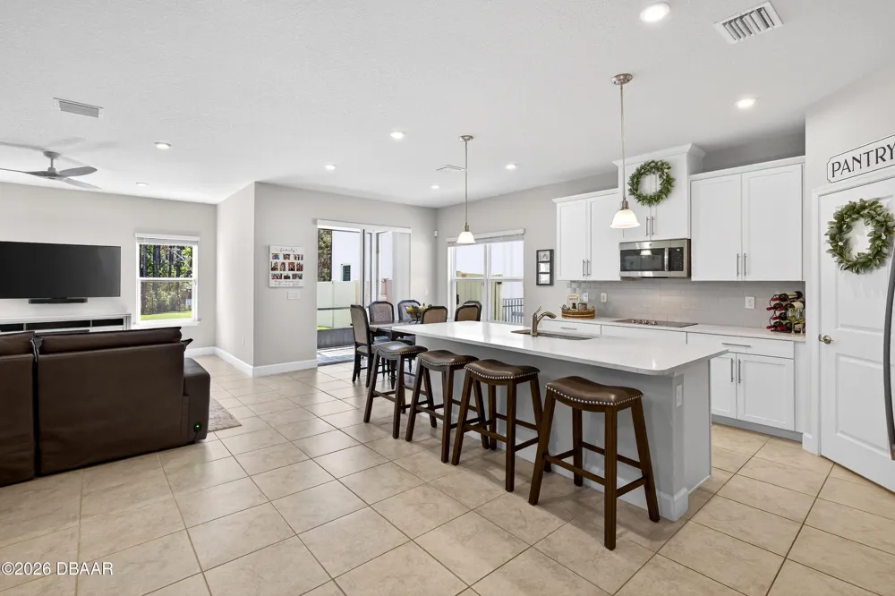 273 Eagle Harbor Way Daytona Beach, FL 32124