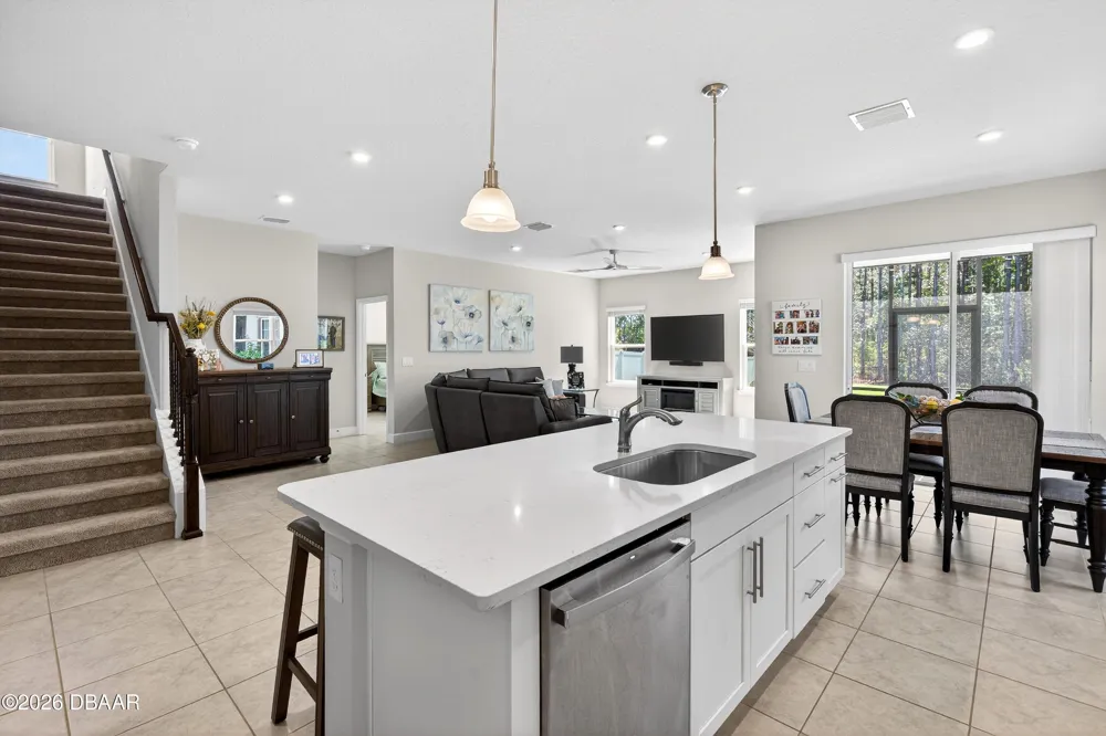 273 Eagle Harbor Way Daytona Beach, FL 32124