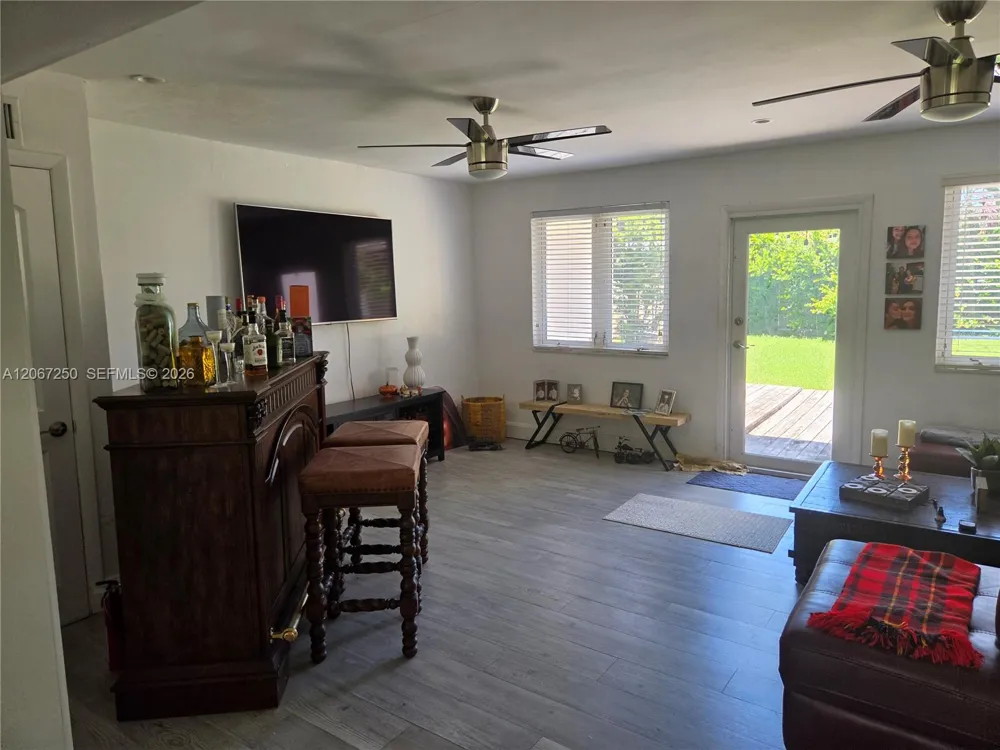 1101 Starling Ave Miami Springs, FL 33166