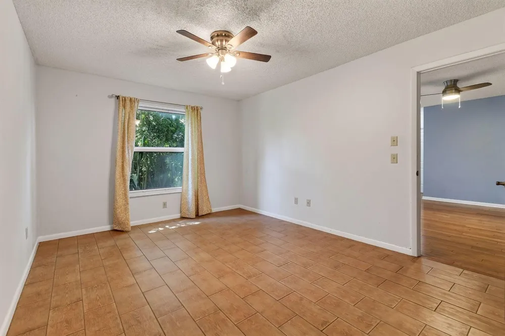8387 SE Croft Circle #Q3 Hobe Sound, FL 33455