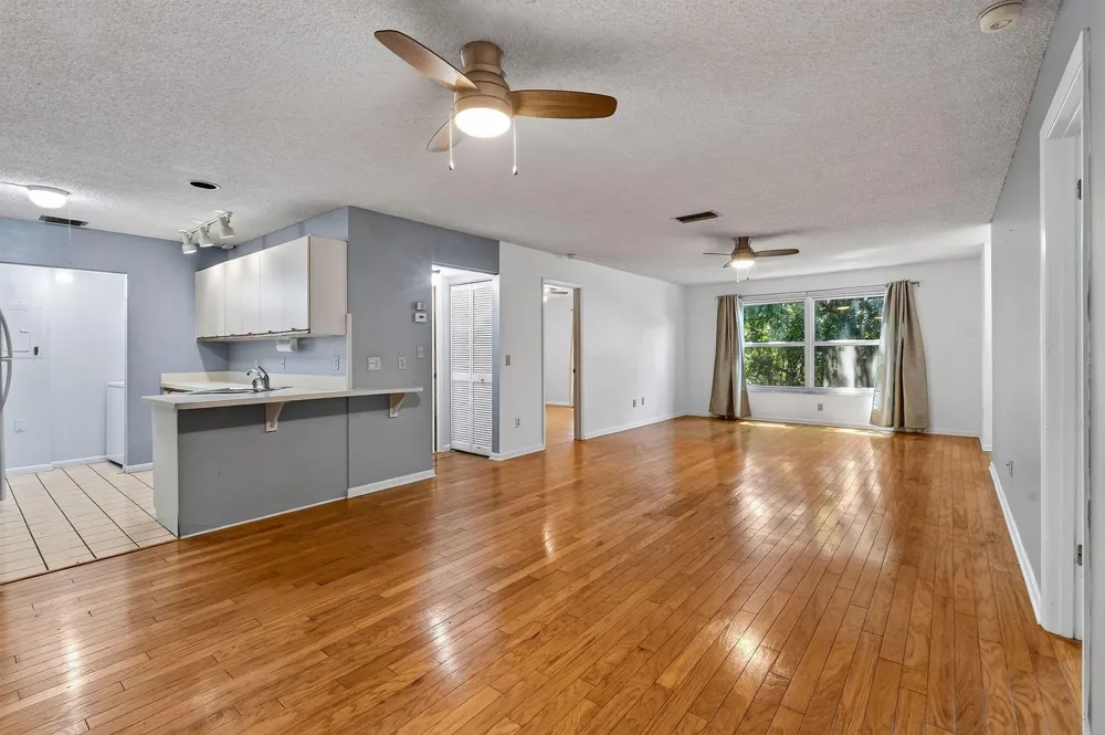 8387 SE Croft Circle #Q3 Hobe Sound, FL 33455