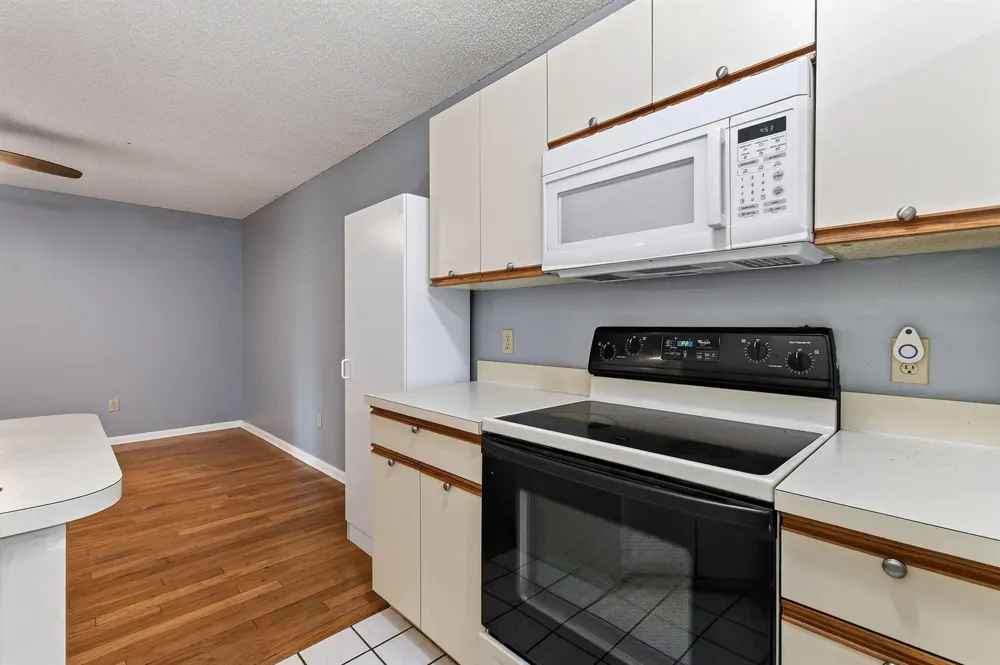 8387 SE Croft Circle #Q3 Hobe Sound, FL 33455