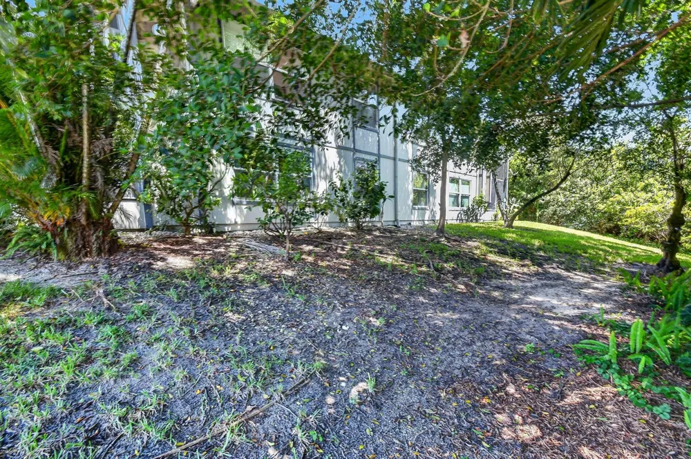 8387 SE Croft Circle #Q3 Hobe Sound, FL 33455