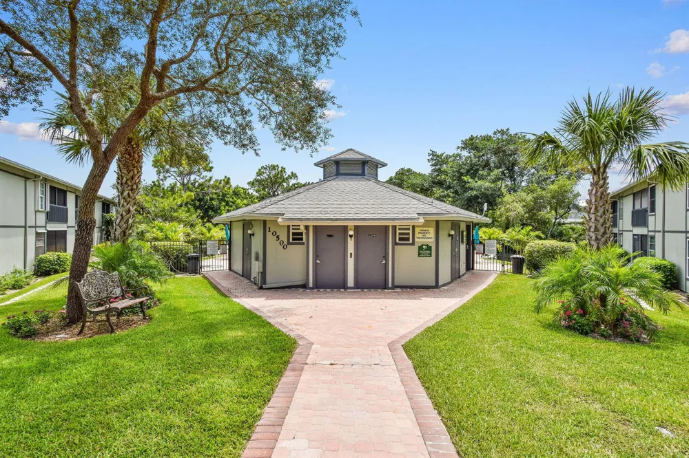 8387 SE Croft Circle #Q3 Hobe Sound, FL 33455
